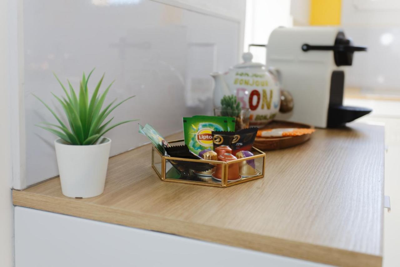 Appartamento Nid Panoramique VUE WOW ! SPAdéco - LoungeZEN - Terrasse ensoleillée - arrivée autonome - Netflix - emplacement idéal - Lumineux - rénové à neuf - Wifi Fibre - Montpellier Esterno foto