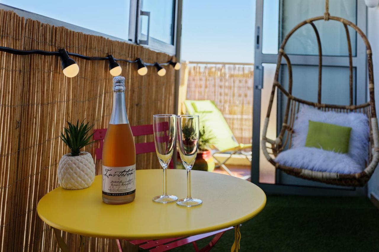 Appartamento Nid Panoramique VUE WOW ! SPAdéco - LoungeZEN - Terrasse ensoleillée - arrivée autonome - Netflix - emplacement idéal - Lumineux - rénové à neuf - Wifi Fibre - Montpellier Esterno foto